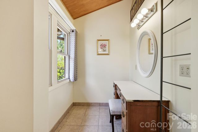 854 Ox Creek Crest Lane, Weaverville, NC 28787