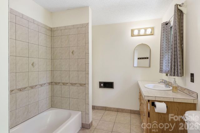 854 Ox Creek Crest Lane, Weaverville, NC 28787