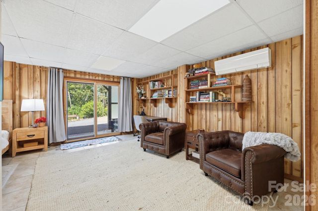 854 Ox Creek Crest Lane, Weaverville, NC 28787
