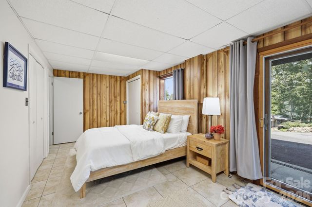 854 Ox Creek Crest Lane, Weaverville, NC 28787