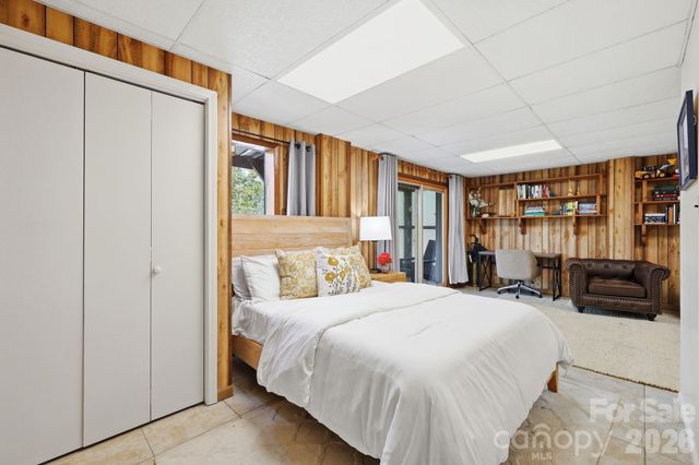 854 Ox Creek Crest Lane, Weaverville, NC 28787