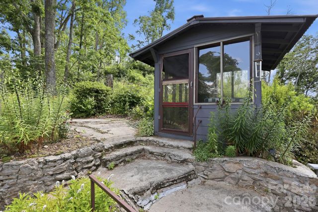 854 Ox Creek Crest Lane, Weaverville, NC 28787