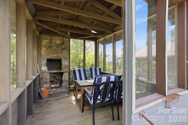 854 Ox Creek Crest Lane, Weaverville, NC 28787