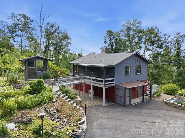 854 Ox Creek Crest Lane, Weaverville, NC 28787