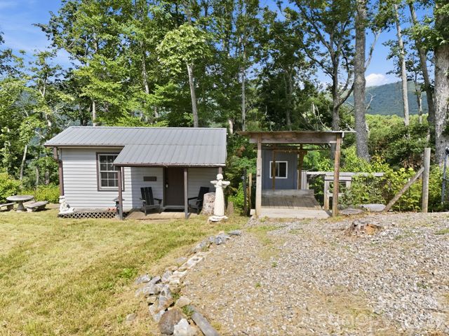 854 Ox Creek Crest Lane, Weaverville, NC 28787