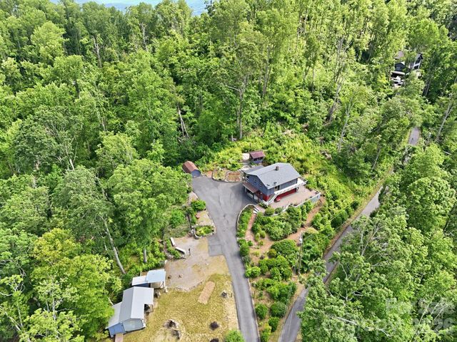 854 Ox Creek Crest Lane, Weaverville, NC 28787