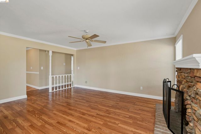 2123 Camelia Ct, Pittsburg, CA 94565