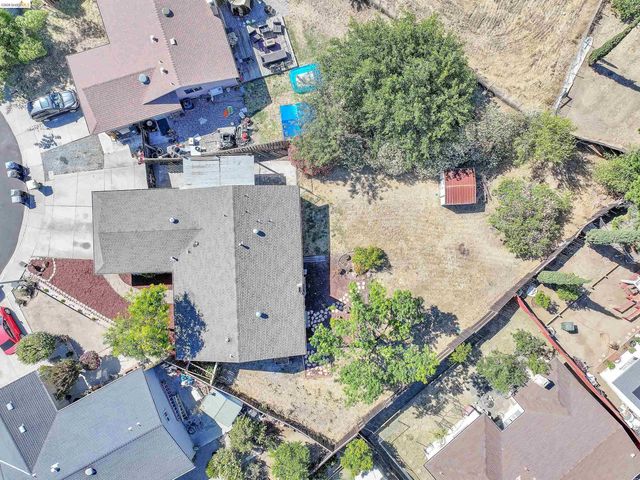 2123 Camelia Ct, Pittsburg, CA 94565