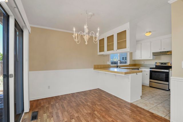 2123 Camelia Ct, Pittsburg, CA 94565