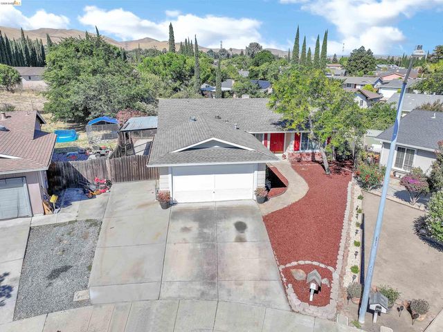 2123 Camelia Ct, Pittsburg, CA 94565