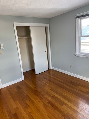 90-92 Sylvia St 2, Arlington, MA 02476