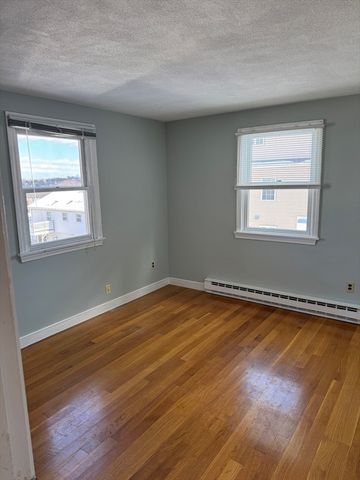 90-92 Sylvia St 2, Arlington, MA 02476