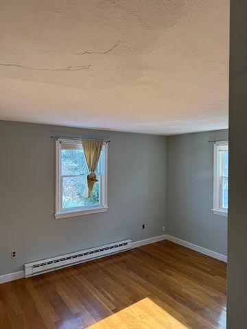 90-92 Sylvia St 2, Arlington, MA 02476