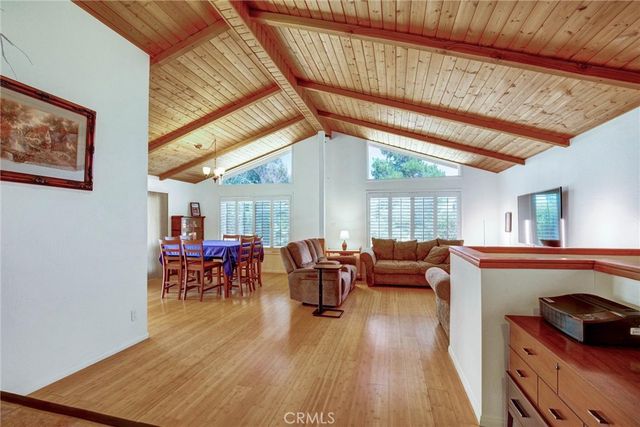 1026 Arnold Way, Alpine, CA 91901