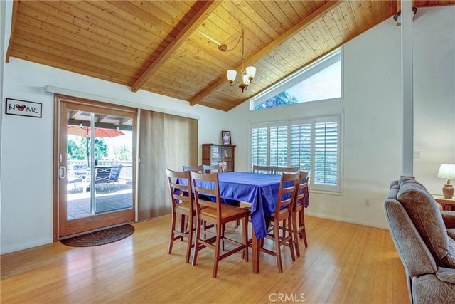 1026 Arnold Way, Alpine, CA 91901