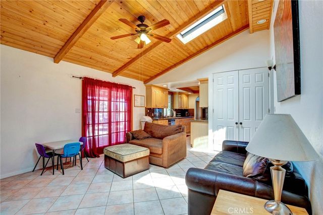 1026 Arnold Way, Alpine, CA 91901