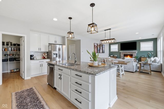 2373 Somerset Circle, Franklin, IN 46131