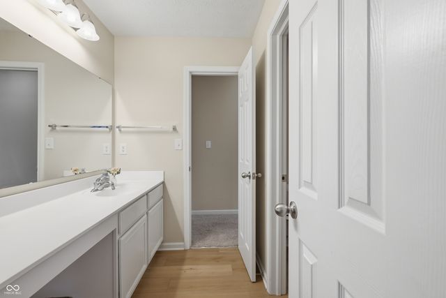 2373 Somerset Circle, Franklin, IN 46131