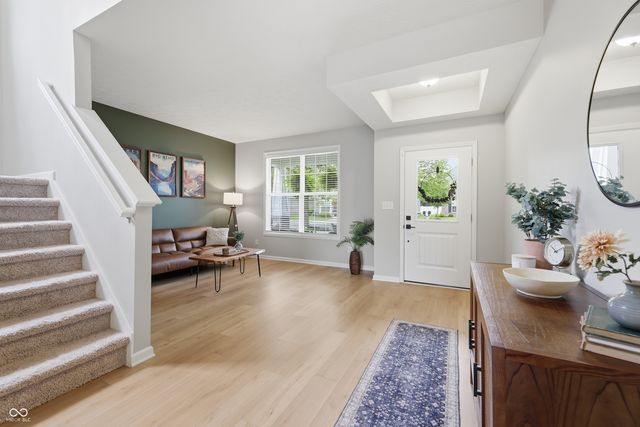 2373 Somerset Circle, Franklin, IN 46131