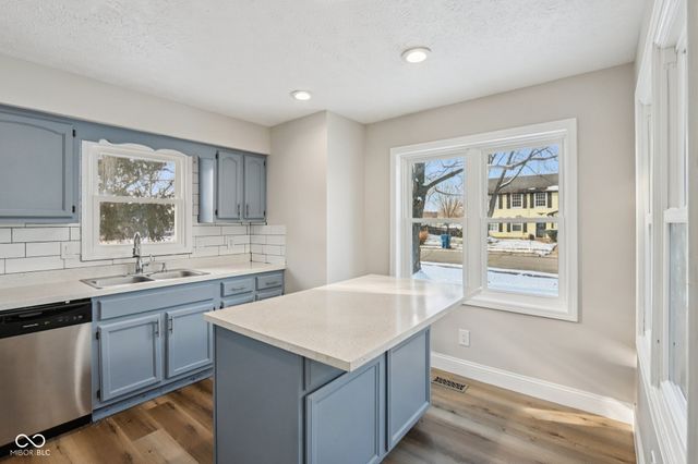 6051 Buell Lane, Indianapolis, IN 46254