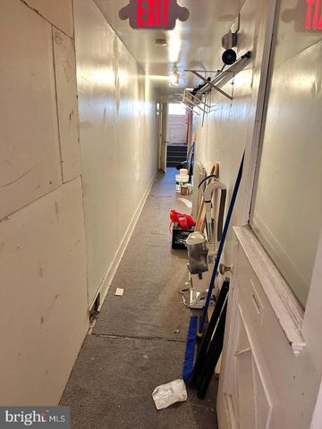 2525 S BROAD ST, Philadelphia, PA 19148