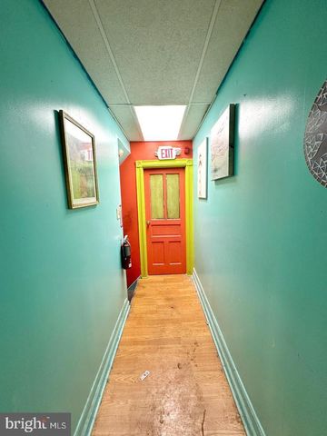 2525 S BROAD ST, Philadelphia, PA 19148