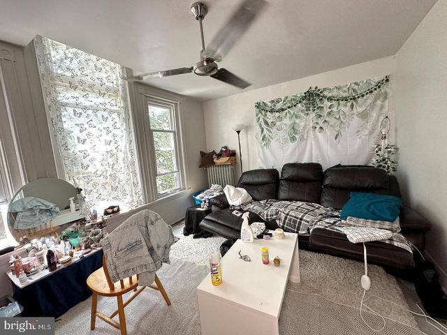 2525 S BROAD ST, Philadelphia, PA 19148