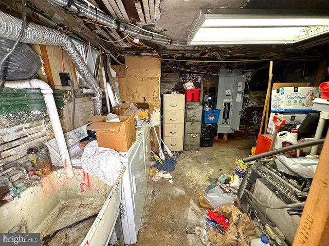 2525 S BROAD ST, Philadelphia, PA 19148