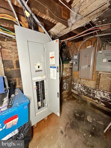 2525 S BROAD ST, Philadelphia, PA 19148