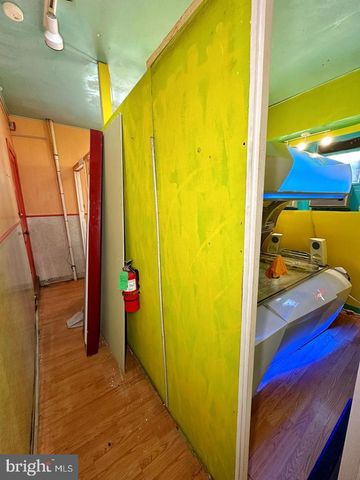 2525 S BROAD ST, Philadelphia, PA 19148