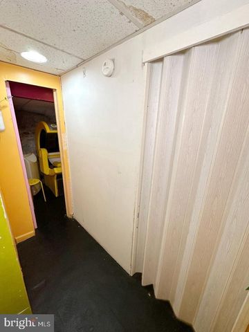 2525 S BROAD ST, Philadelphia, PA 19148