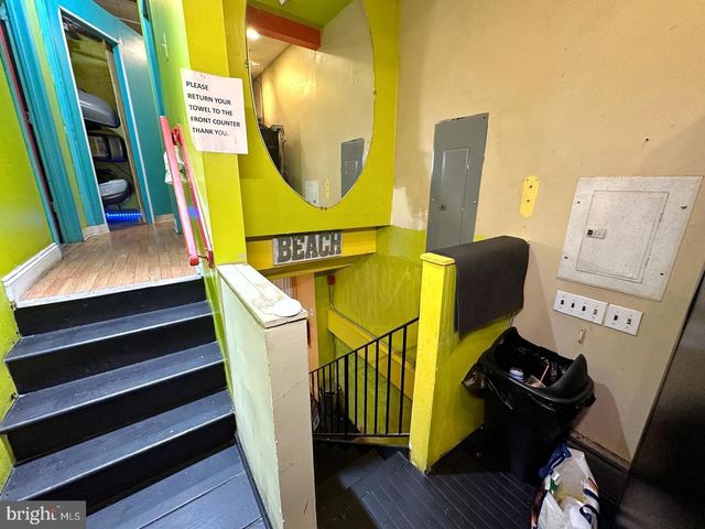 2525 S BROAD ST, Philadelphia, PA 19148