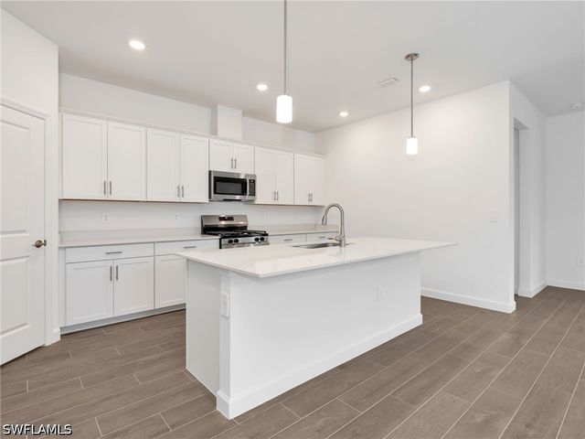 21110 Verawood LOOP, Estero, FL 33928