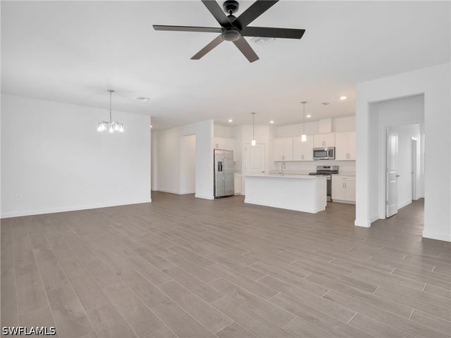 21110 Verawood LOOP, Estero, FL 33928