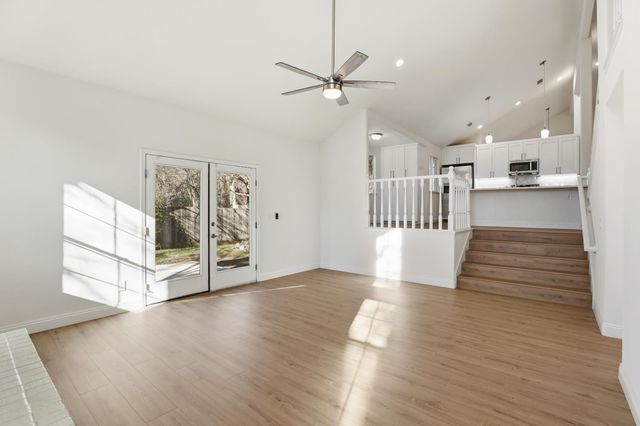 9274 Auburn Folsom Rd, Granite Bay, CA 95746