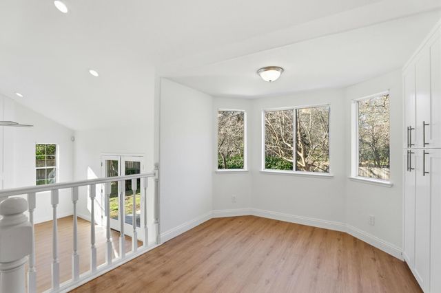 9274 Auburn Folsom Rd, Granite Bay, CA 95746