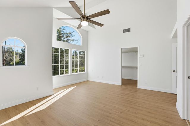 9274 Auburn Folsom Rd, Granite Bay, CA 95746