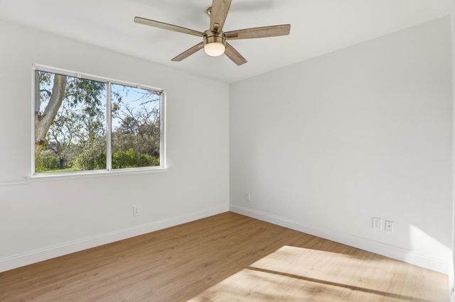 9274 Auburn Folsom Rd, Granite Bay, CA 95746