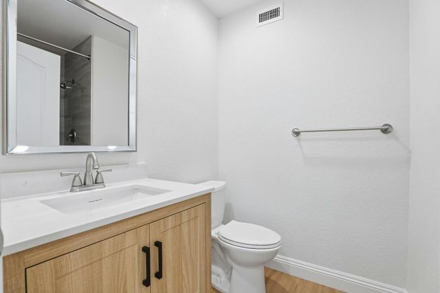 9274 Auburn Folsom Rd, Granite Bay, CA 95746