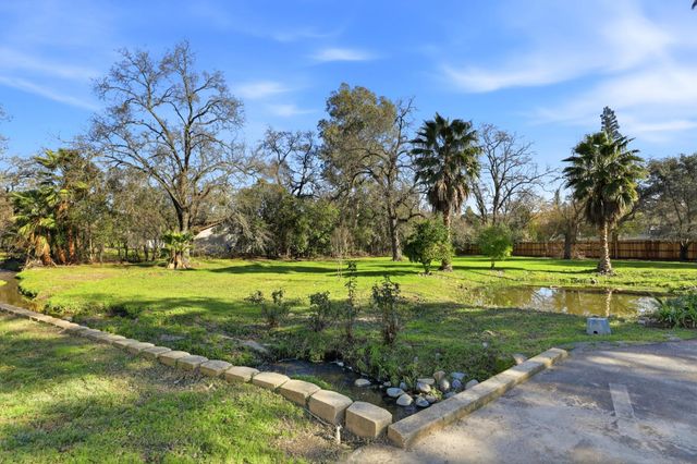 9274 Auburn Folsom Rd, Granite Bay, CA 95746