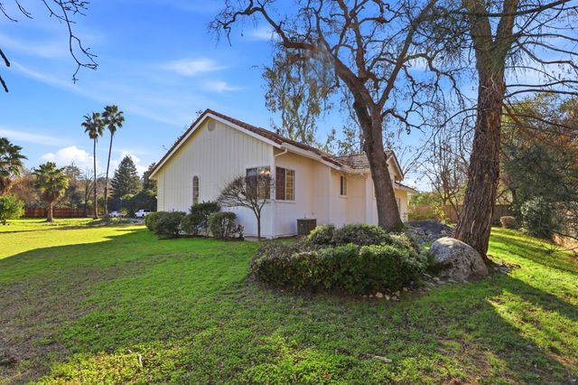 9274 Auburn Folsom Rd, Granite Bay, CA 95746