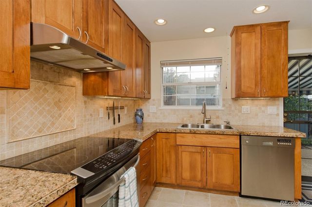 9030 E Cherry Creek Drive S C, Denver, CO 80231