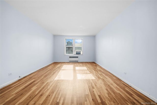 7445 Yellowstone Boulevard 6F, Rego Park, NY 11374