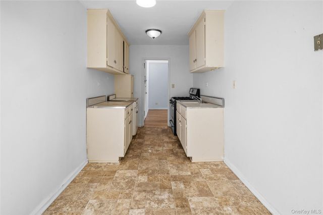 7445 Yellowstone Boulevard 6F, Rego Park, NY 11374