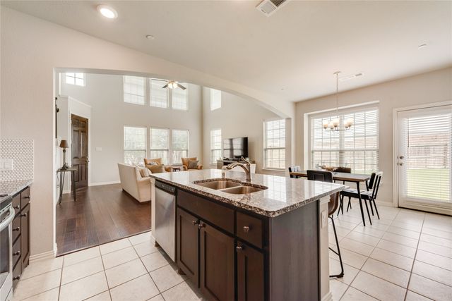 833 Ben Lane, Lewisville, TX 75056