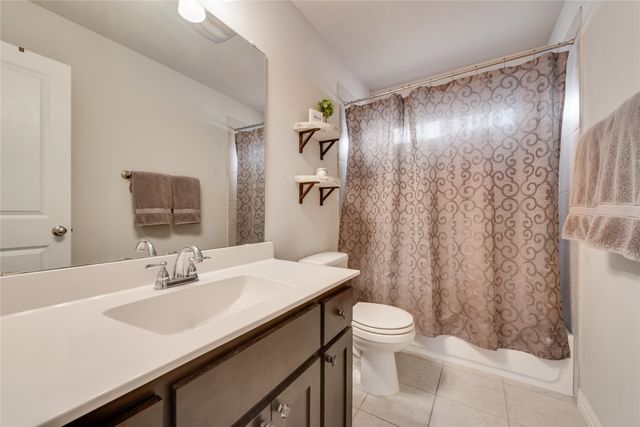 833 Ben Lane, Lewisville, TX 75056