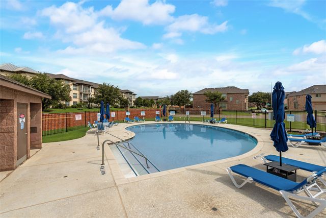833 Ben Lane, Lewisville, TX 75056