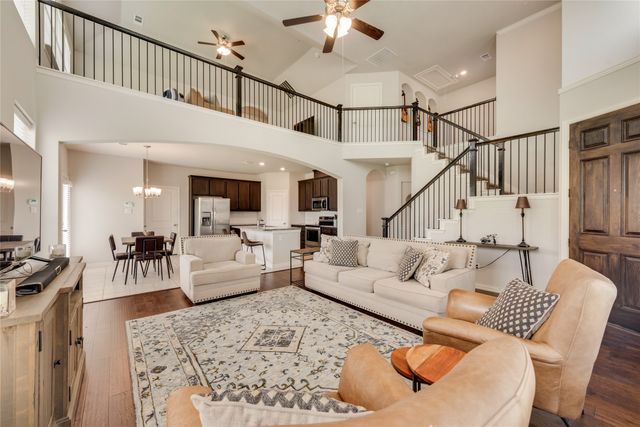 833 Ben Lane, Lewisville, TX 75056