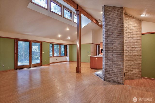 4050 Tree Frog Lane, Langley, WA 98260