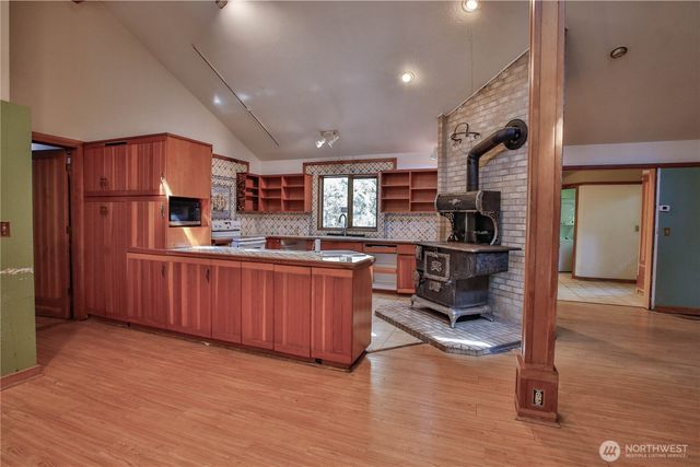 4050 Tree Frog Lane, Langley, WA 98260